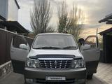 Toyota Grand Hiace 1999 года за 9 600 000 тг. в Алматы – фото 2