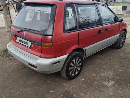 Mitsubishi Space Runner 1995 года за 1 800 000 тг. в Каскелен – фото 2