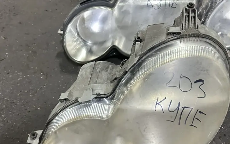 Cl203 w203 купе хэтчбек галогенный фары рестайлинг за 20 000 тг. в Алматы