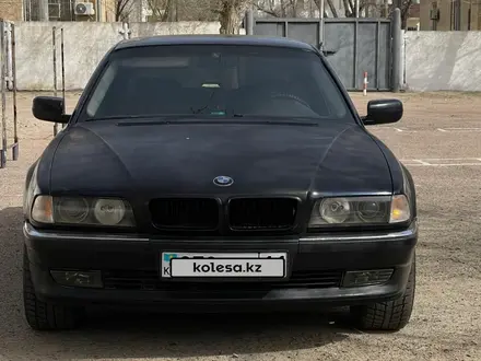 BMW 728 1997 года за 2 300 000 тг. в Байконыр