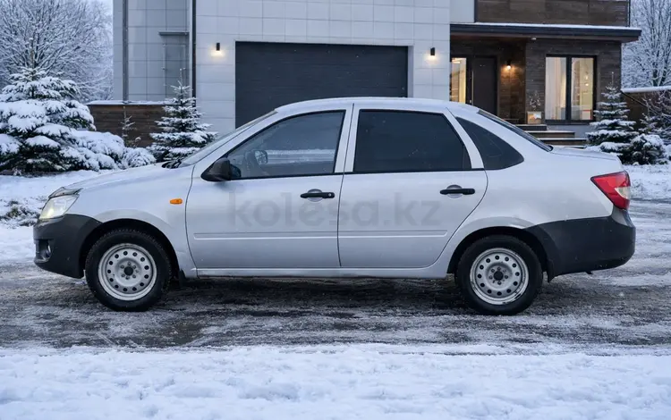 ВАЗ (Lada) Granta 2190 2013 года за 1 600 000 тг. в Астана