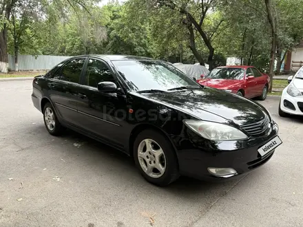 Toyota Camry 2004 года за 4 000 000 тг. в Алматы – фото 2