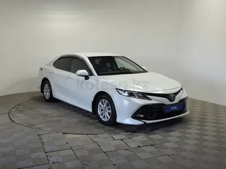 Toyota Camry 2021 года за 11 090 000 тг. в Алматы – фото 3