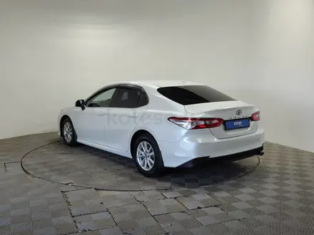 Toyota Camry 2021 года за 11 090 000 тг. в Алматы – фото 7