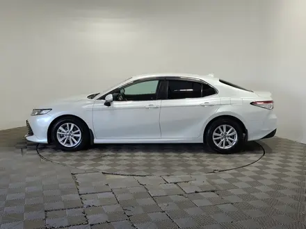 Toyota Camry 2021 года за 11 090 000 тг. в Алматы – фото 8
