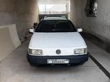 Volkswagen Passat 1993 года за 1 800 000 тг. в Шымкент – фото 2