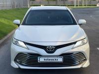 Toyota Camry 2019 года за 14 700 000 тг. в Шымкент