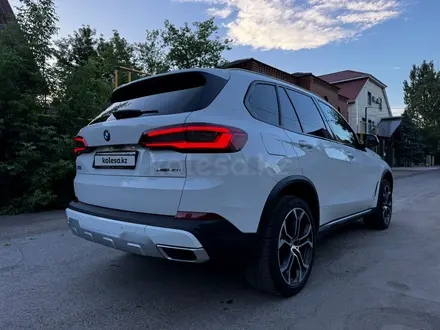 BMW X5 2019 года за 28 900 000 тг. в Астана – фото 3