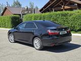 Toyota Camry 2015 года за 10 700 000 тг. в Семей – фото 3