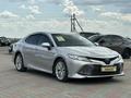 Toyota Camry 2018 годаүшін13 000 000 тг. в Актобе – фото 3