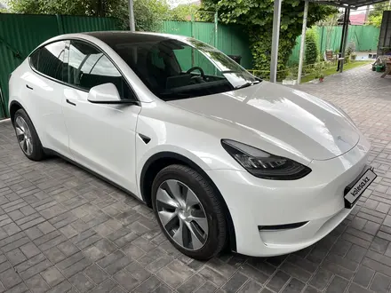 Tesla Model Y 2021 года за 19 950 000 тг. в Алматы