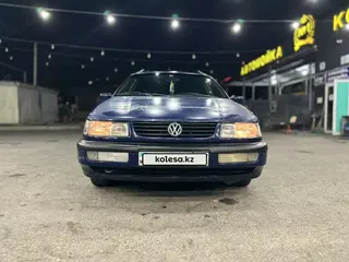 Volkswagen Passat, 1996