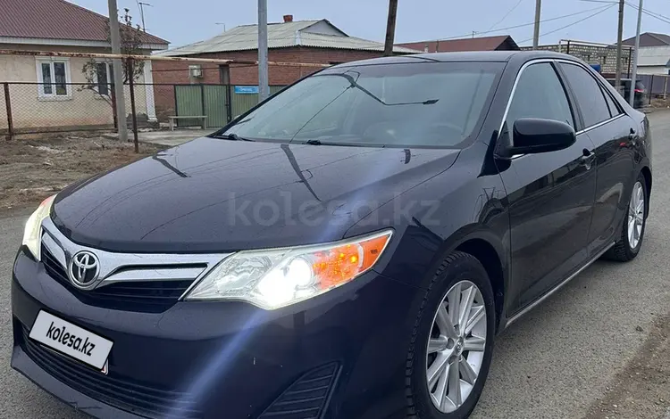 Toyota Camry 2014 года за 5 500 000 тг. в Атырау