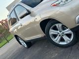 Toyota Highlander 2011 года за 11 500 000 тг. в Петропавловск – фото 2