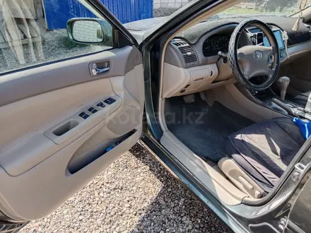 Toyota Camry 2003 года за 5 000 000 тг. в Актобе – фото 7