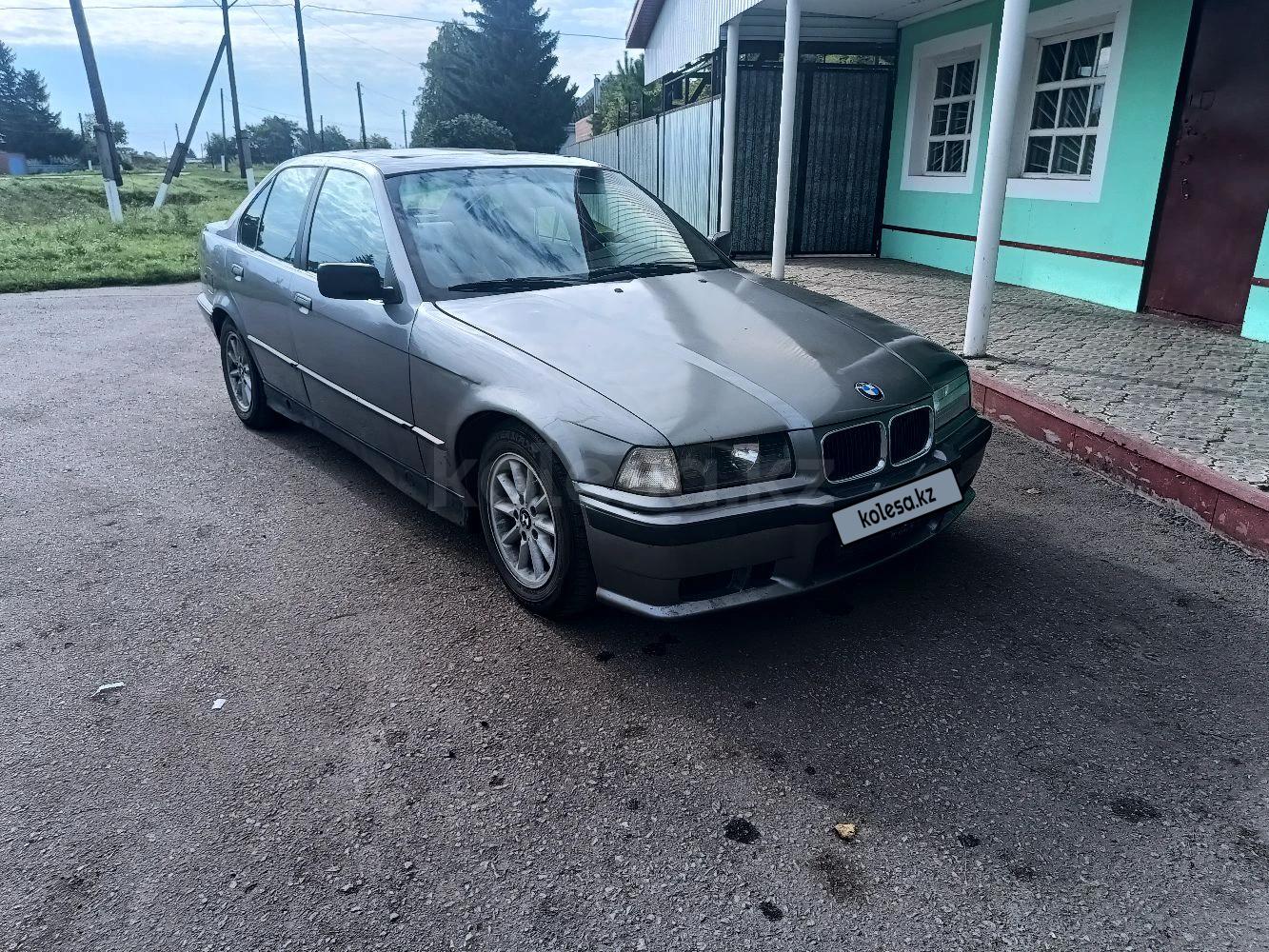 BMW 318 1993 г.