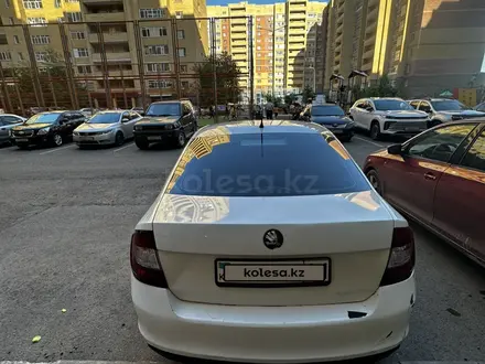 Skoda Rapid 2013 года за 3 500 000 тг. в Астана – фото 4