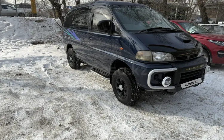 Mitsubishi Delica 1995 годаfor4 100 000 тг. в Алматы