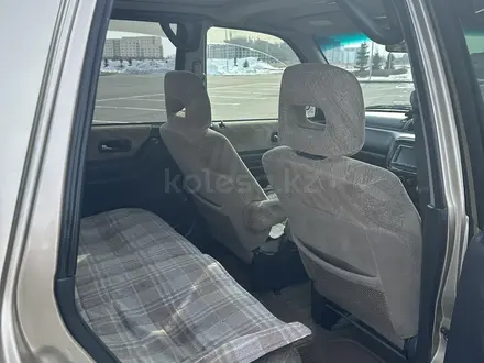 Honda CR-V 2001 года за 3 700 000 тг. в Алматы – фото 13