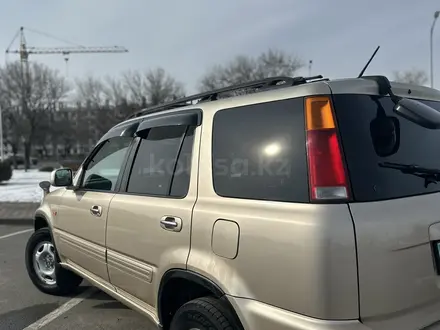 Honda CR-V 2001 года за 3 700 000 тг. в Алматы – фото 4