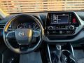 Toyota Highlander Prestige 2020 года за 21 900 000 тг. в Астана – фото 9