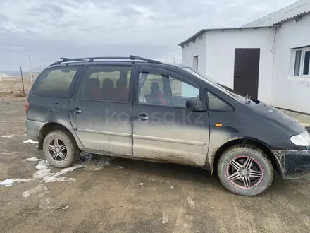 Volkswagen Sharan 1996 года за 2 000 000 тг. в Актау – фото 6