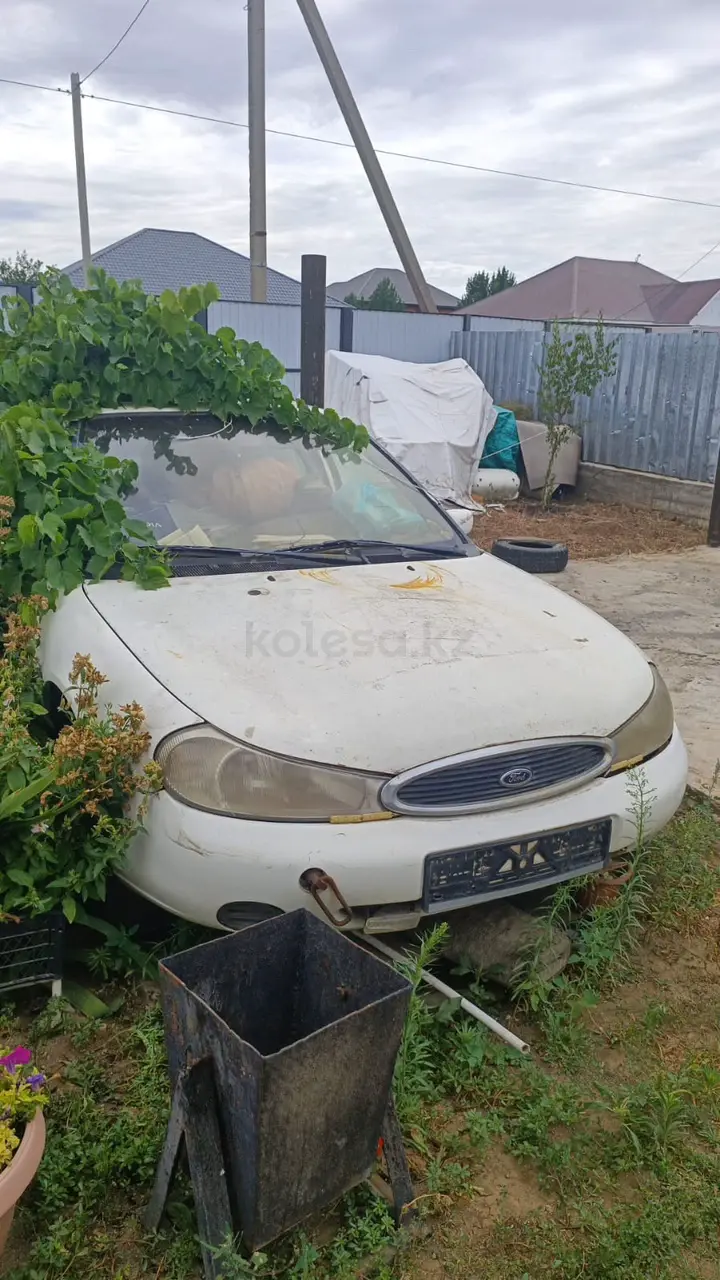 Ford Mondeo, 1998