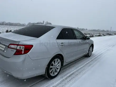 Toyota Camry 2014 года за 7 000 000 тг. в Шымкент – фото 4