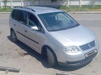 Volkswagen Touran 2003 годаfor2 500 000 тг. в Алматы
