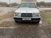 Mercedes-Benz E 220 1993 годаүшін3 500 000 тг. в Талдыкорган