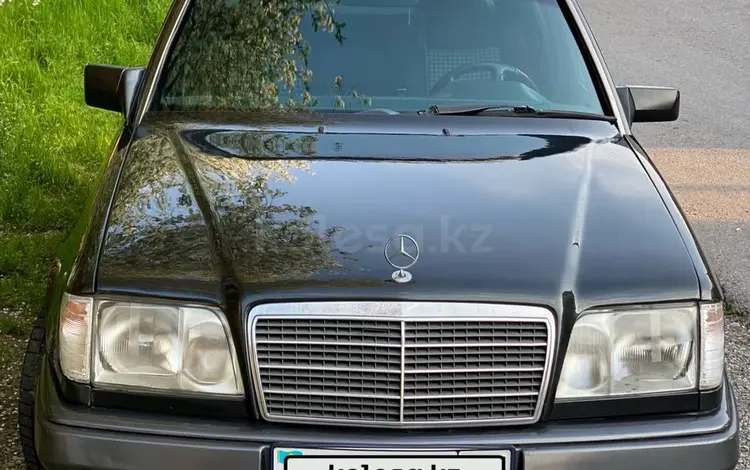 Mercedes-Benz E 320 1995 года за 3 500 000 тг. в Шымкент