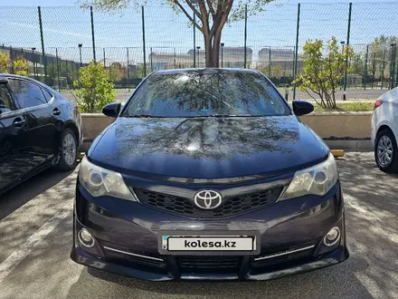 Toyota Camry 2013 года за 7 500 000 тг. в Атырау – фото 13