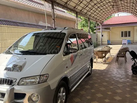 Hyundai Starex 2001 года за 4 200 000 тг. в Шымкент – фото 2