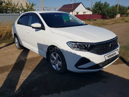 Volkswagen Polo 2021 года за 6 900 000 тг. в Уральск – фото 2