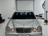 Mercedes-Benz E 320 2001 годаүшін5 000 000 тг. в Айтеке би – фото 3
