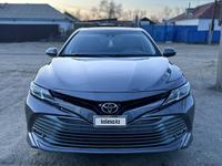 Toyota Camry 2020 года за 11 000 000 тг. в Актобе