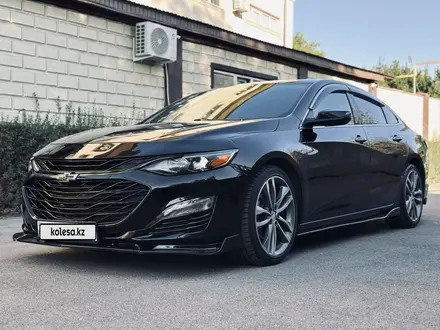 Chevrolet Malibu 2019 года за 8 000 000 тг. в Алматы – фото 2