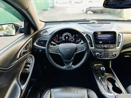 Chevrolet Malibu 2019 года за 8 000 000 тг. в Алматы – фото 13
