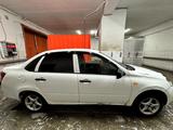 ВАЗ (Lada) Granta 2190 2013 годаүшін1 700 000 тг. в Усть-Каменогорск – фото 4