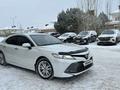 Toyota Camry 2019 года за 13 700 000 тг. в Астана