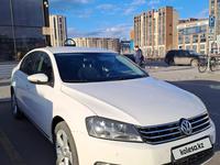 Volkswagen Passat 2014 года за 5 400 000 тг. в Астана