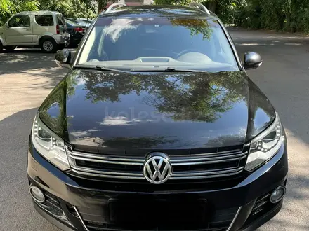 Volkswagen Tiguan 2013 года за 7 900 000 тг. в Алматы – фото 9