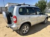 Chevrolet Niva 2014 года за 3 350 000 тг. в Атырау – фото 4