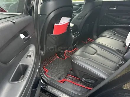 Hyundai Santa Fe 2022 года за 16 500 000 тг. в Уральск – фото 6