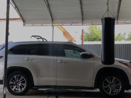 Toyota Highlander 2015 года за 16 400 000 тг. в Шымкент – фото 37