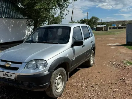 Chevrolet Niva 2013 года за 3 500 000 тг. в Балхаш – фото 2