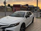 Toyota Camry 2022 годаүшін12 980 000 тг. в Шымкент – фото 3