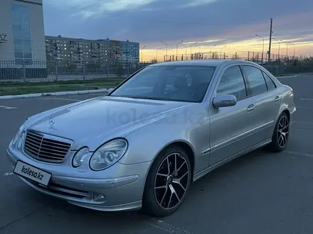 Mercedes-Benz E 320 2002 года за 4 500 000 тг. в Павлодар – фото 2