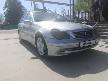 Mercedes-Benz C 240 2001 года за 3 500 000 тг. в Жаркент – фото 11