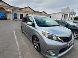 Toyota Sienna 2014 года за 7 500 000 тг. в Жанаозен